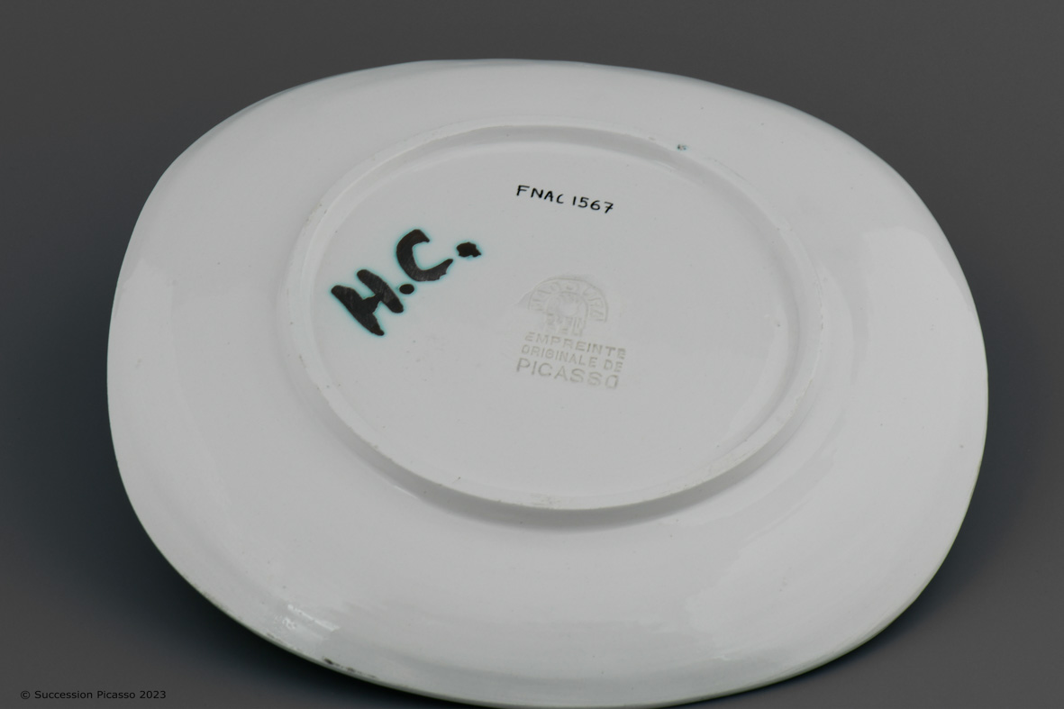 Assiette Tête de chèvre de profil_1